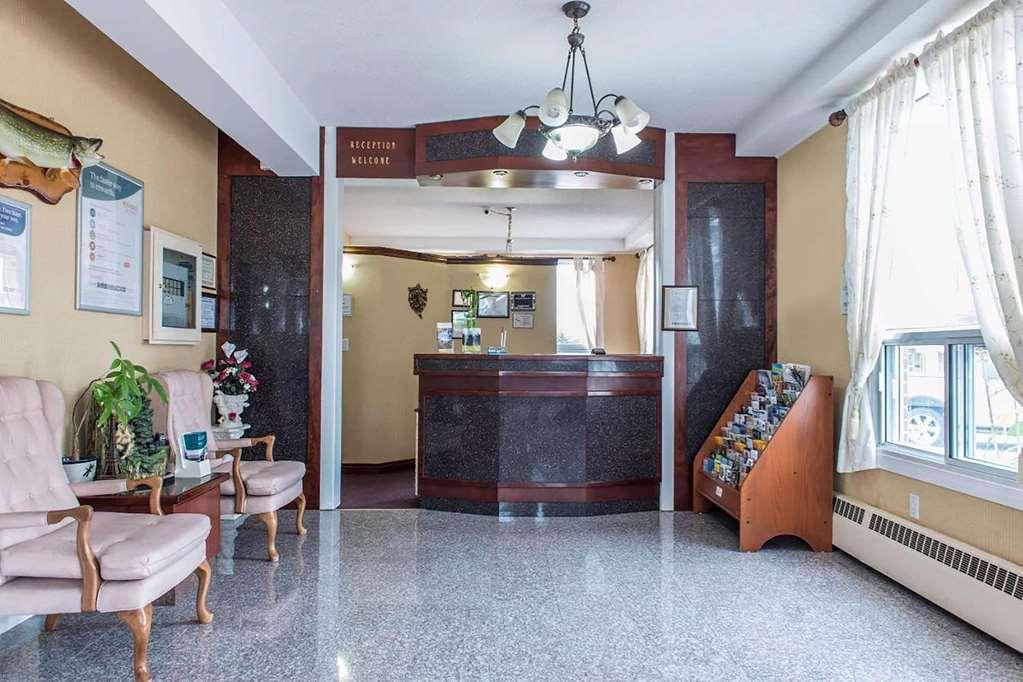 Super 8 By Wyndham Pembroke Interior foto