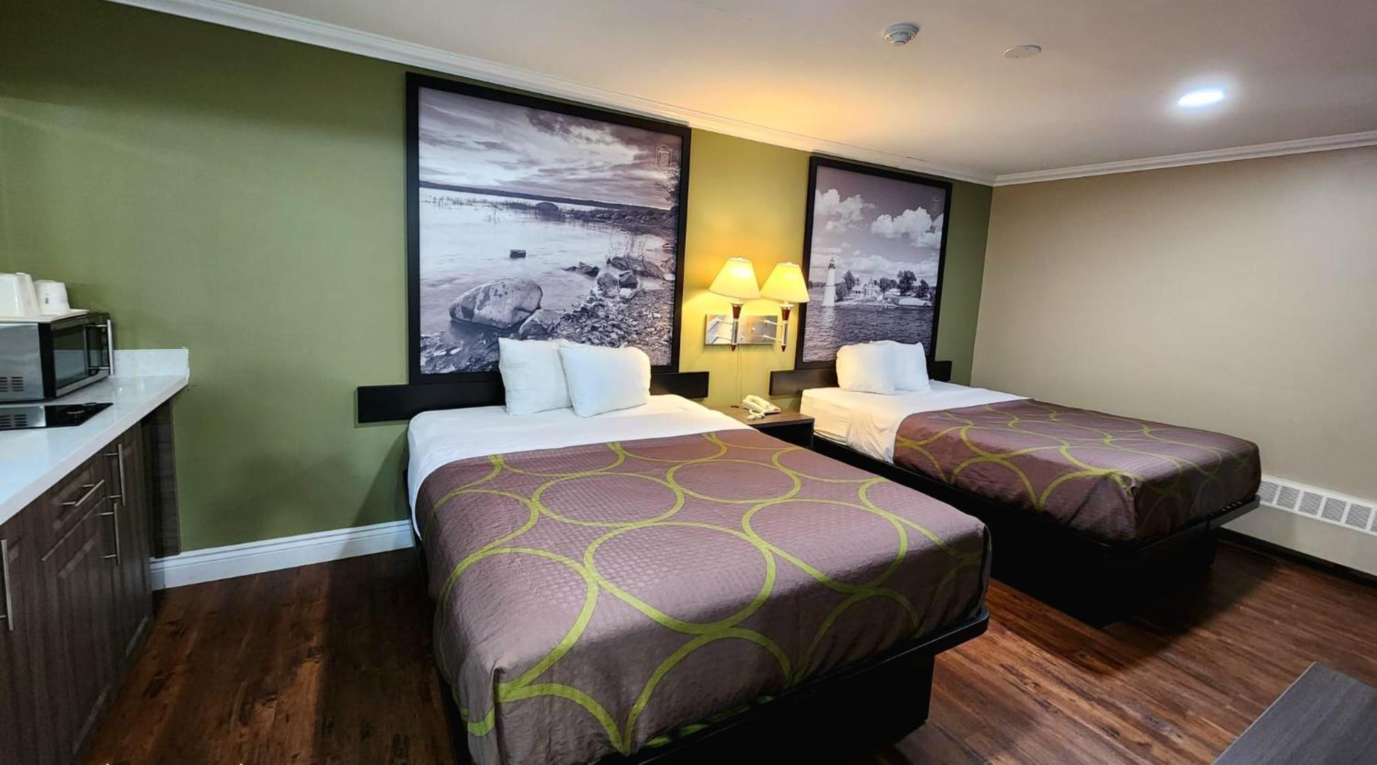 Super 8 By Wyndham Pembroke Exterior foto